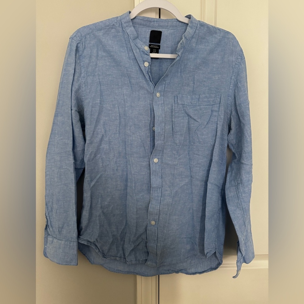 H&M Light Blue Casual Button Down Shirt
